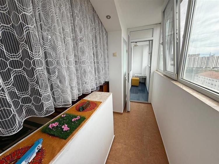 Apartament cu 2 camere decomandat, mobilat în Hipodrom 3