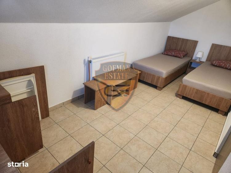 Casă cu 4 camere în Lumina