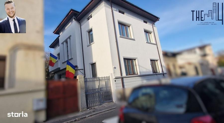 Casă cu 10 camere cu Teren 200 Mp în Parcul Carol