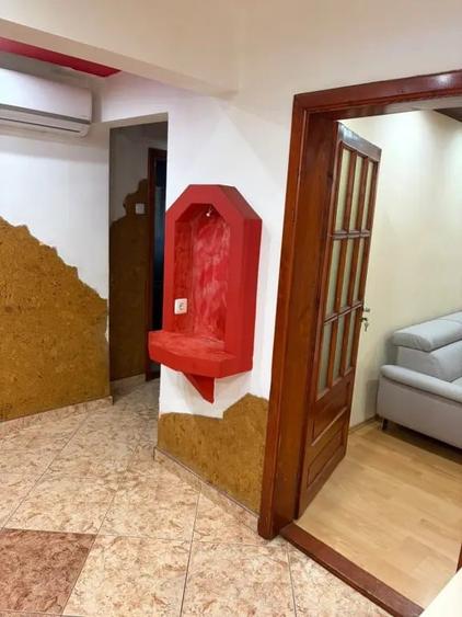 Apartament cu 4 camere decomandat în Rogerius
