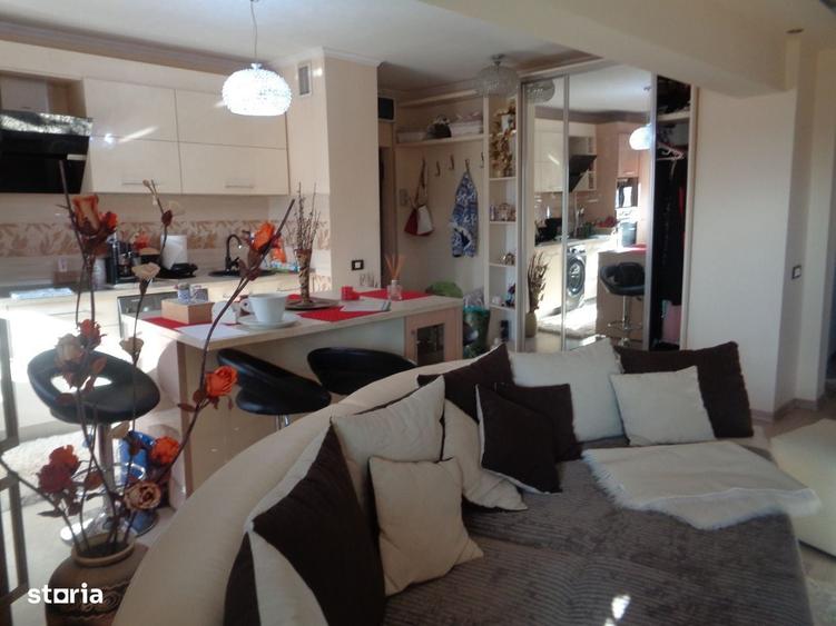 Apartament cu 2 camere în Intim