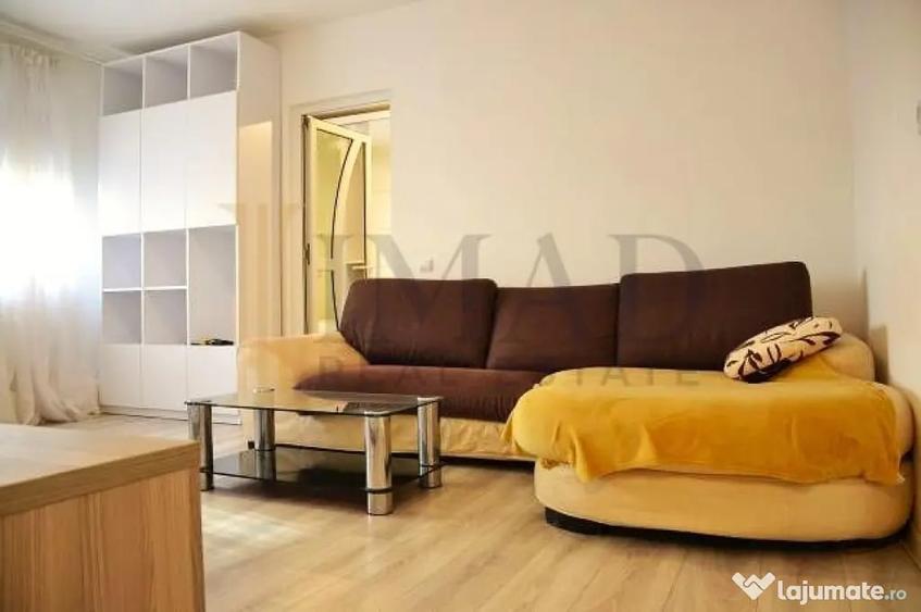 Apartament cu 2 camere nedecomandat în Micro 4