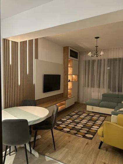 Apartament cu 3 camere decomandat în Lujerului