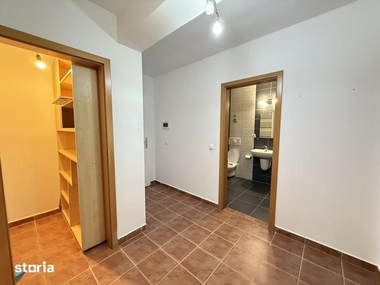 Apartament cu 2 camere în Tractorul