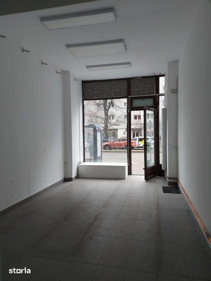 Spațiu comercial, de 35 mp, în Aviatorilor