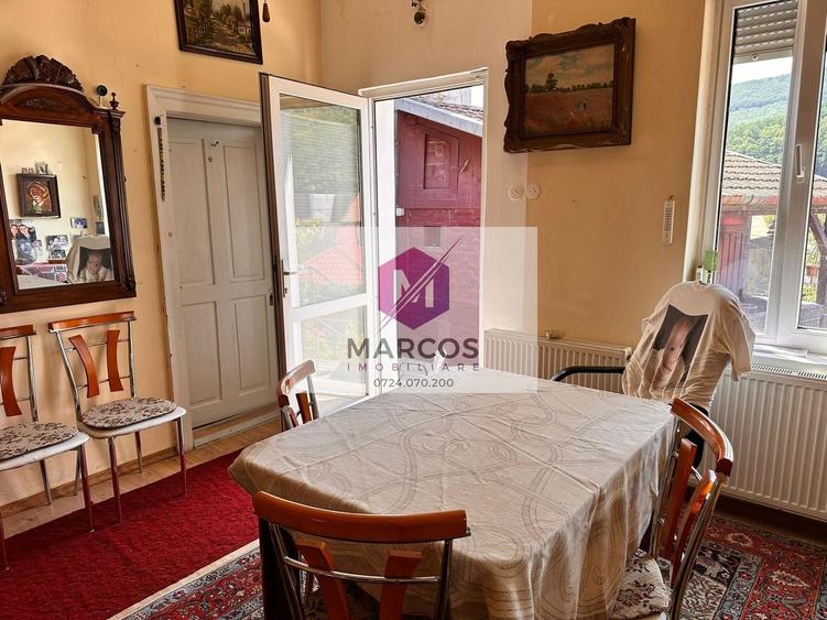 Casă individuală cu 3 camere cu Canalizare în Muncitoresc