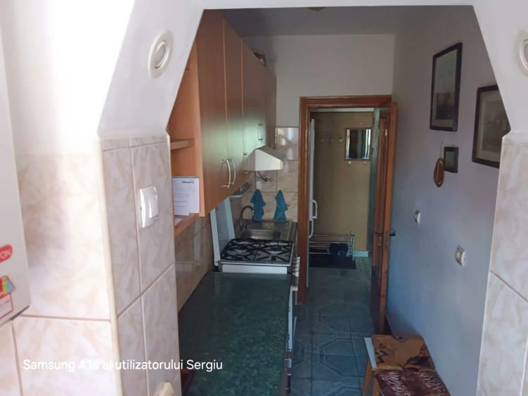 Garsonieră decomandată în Gară