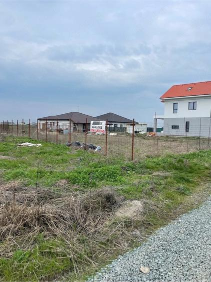 Teren de 1021 mp, în Săcălaz
