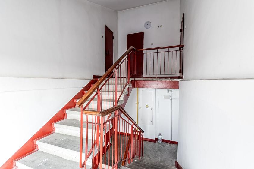 Apartament cu 3 camere semidecomandat în Alfa