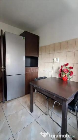 Apartament cu 2 camere semidecomandat în Brâncoveanu