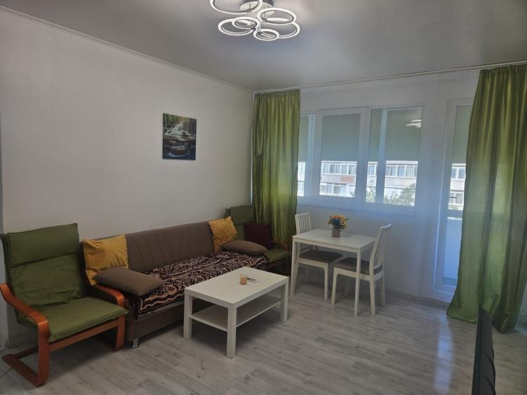 Apartament cu 2 camere semidecomandat în Chibrit