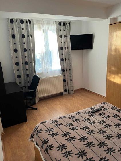 Apartament cu 2 camere semidecomandat în Apărătorii Patriei