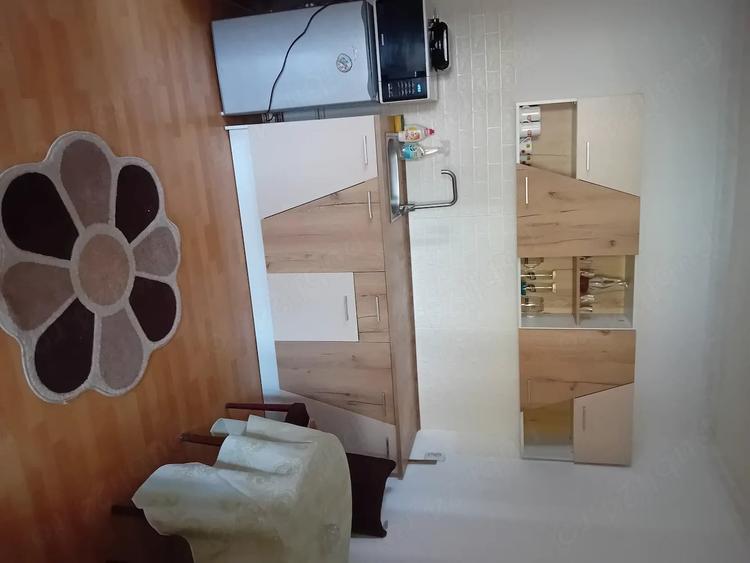 Casă cu 5 camere cu Teren 756 Mp în Central