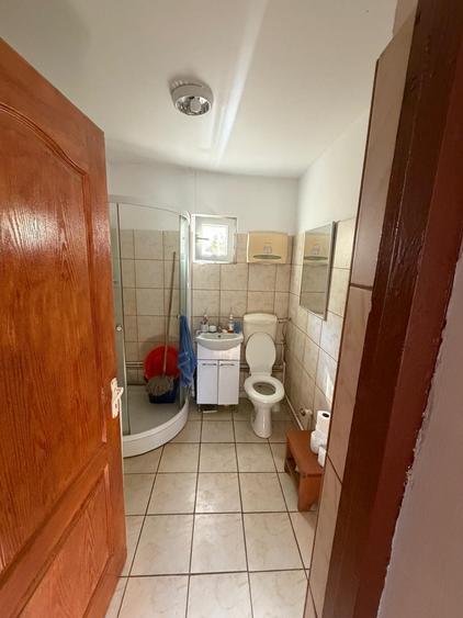 Casă cu 3 camere în Central