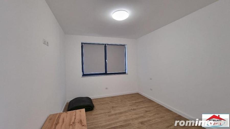 Apartament cu 3 camere în Micro 16
