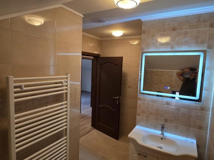 Casă individuală cu 4 camere cu Teren 456 Mp în Păulești