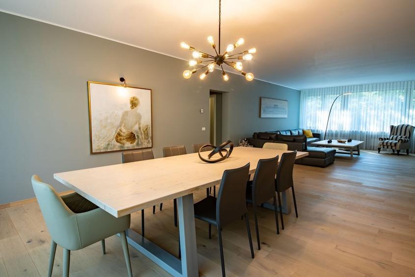 Penthouse cu 4 camere decomandat, mobilat în Kiseleff