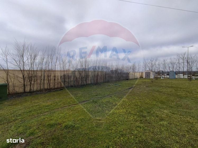 Teren de 1053 mp, în Crevedia
