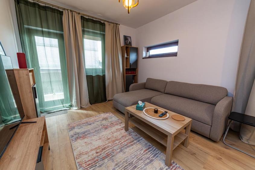 Apartament cu 2 camere decomandat, mobilat în Jiului