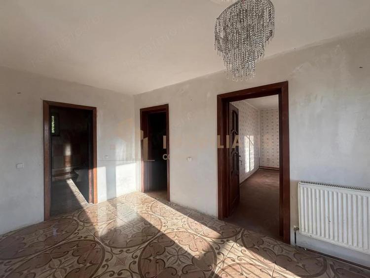 Casa individuala de vanzare + 7 ari de teren, Grosi - 16