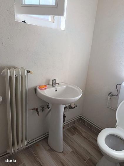 Spațiu comercial, de 55 mp, în Central