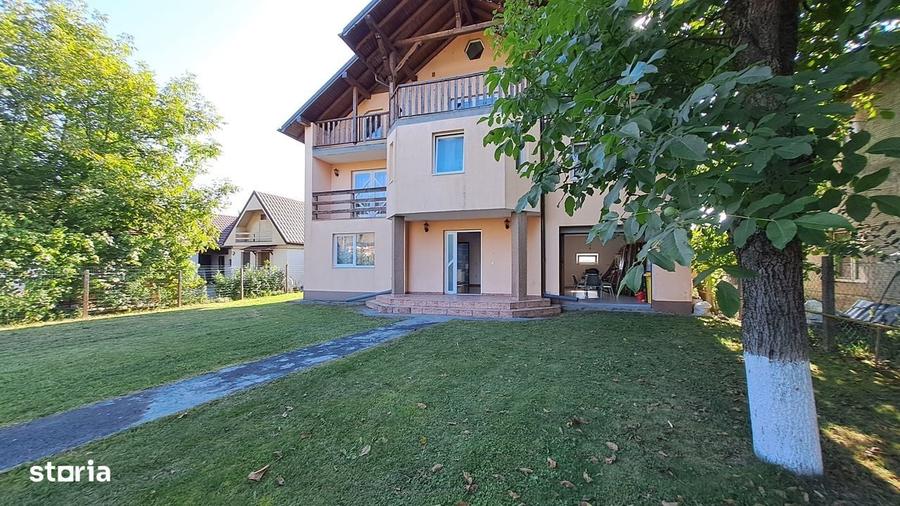 Casă cu 4 camere în Săcălășeni