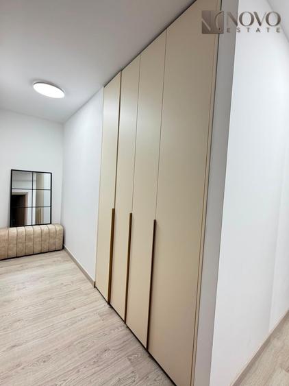 Apartament cu 3 camere semidecomandat, mobilat în Dristor