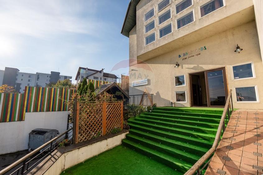 Spațiu comercial, de 350 mp, în Găvana