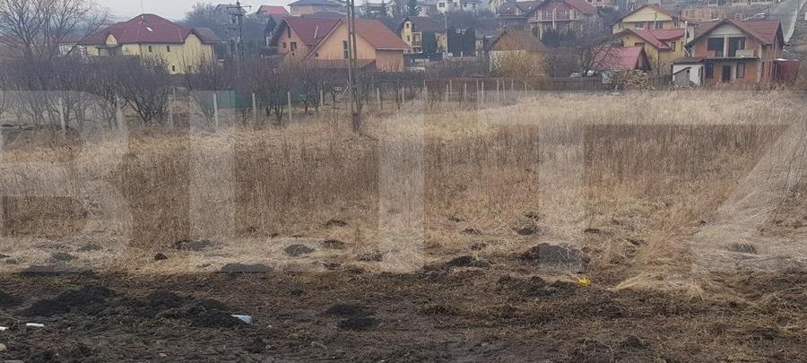 Teren Construcții intravilan de 1300 mp, în Chinteni