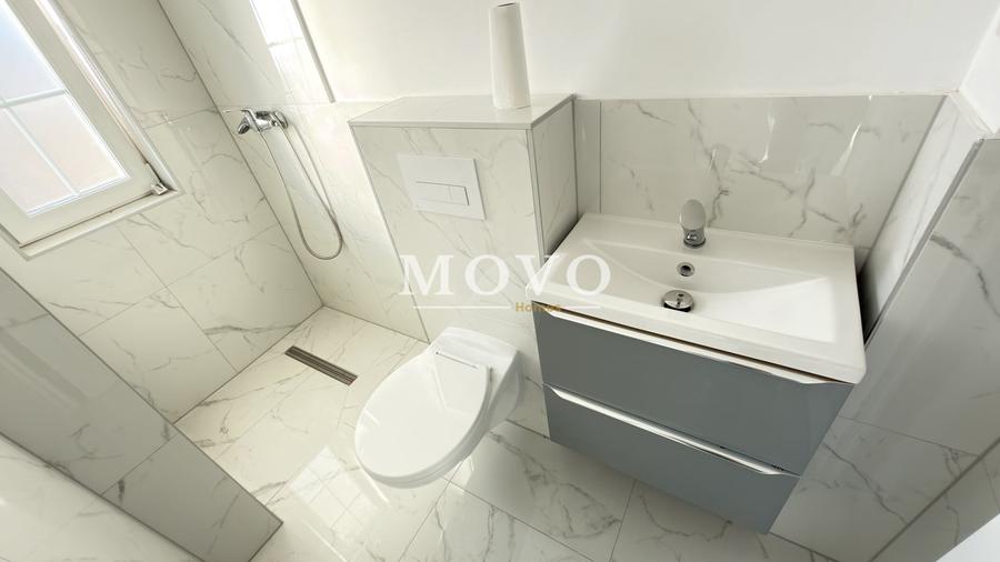 Duplex cu 4 camere cu Canalizare în Moșnița Nouă