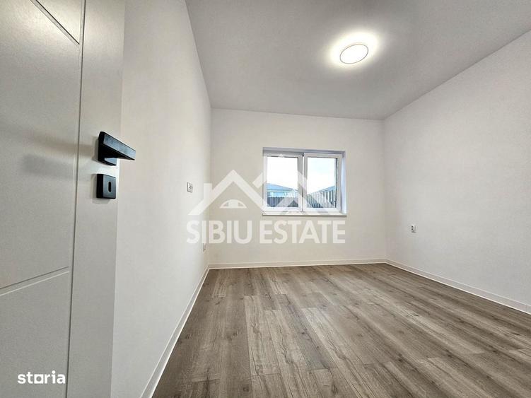 Apartament cu 2 camere decomandat în Șelimbăr — fotografia 2
