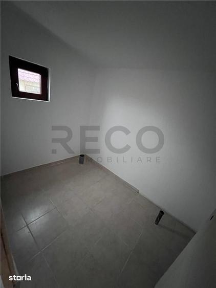 Casă cu 3 camere cu Teren 21984 Mp în Plopiș