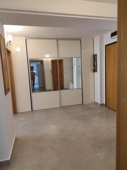 Apartament cu 2 camere decomandat, mobilat în Unirii