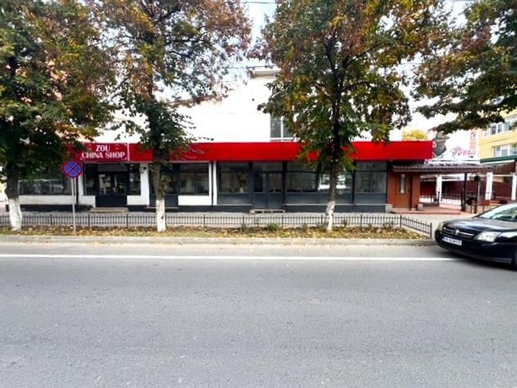 Spațiu comercial, de 650 mp, în Tineretului