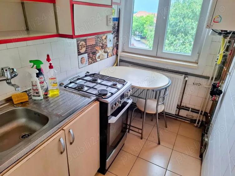 De inchiriat apartament cu 3 camere, zona Take Ionescu Telegrafului. - 3