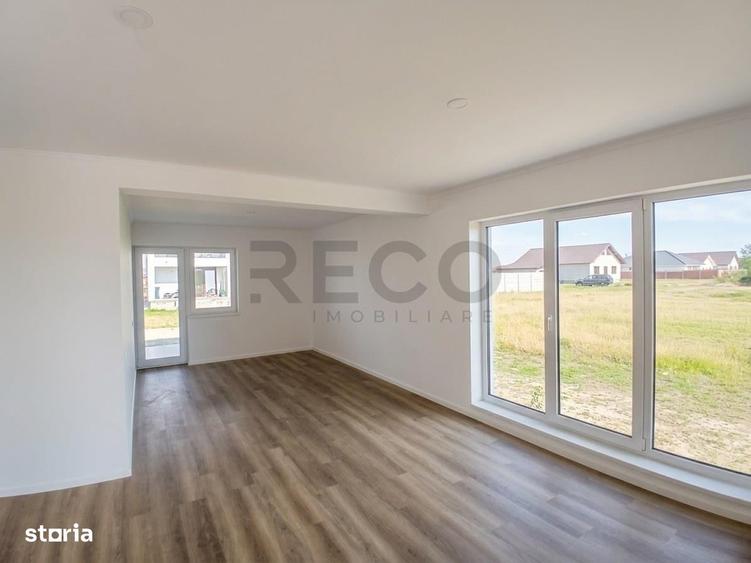 Casă cu 4 camere cu Teren 500 Mp în Sântandrei