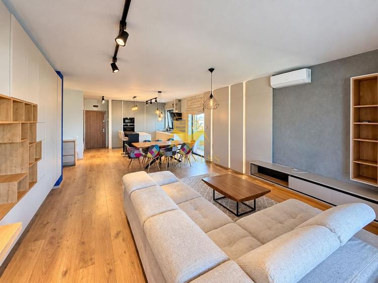 Apartament cu 3 camere, mobilat în Europa