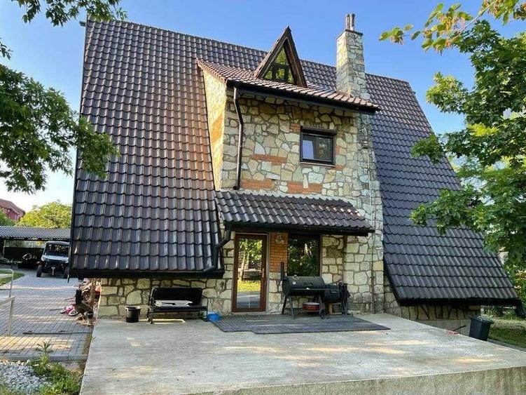 Casă cu 3 camere în Gării