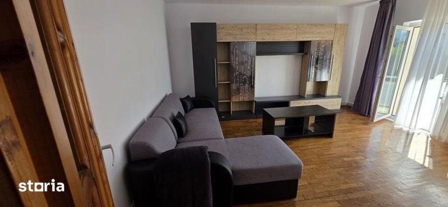 Inchiriez apartament 3 camere - 1