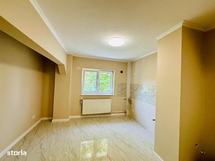 Apartament cu 3 camere în Apărătorii Patriei