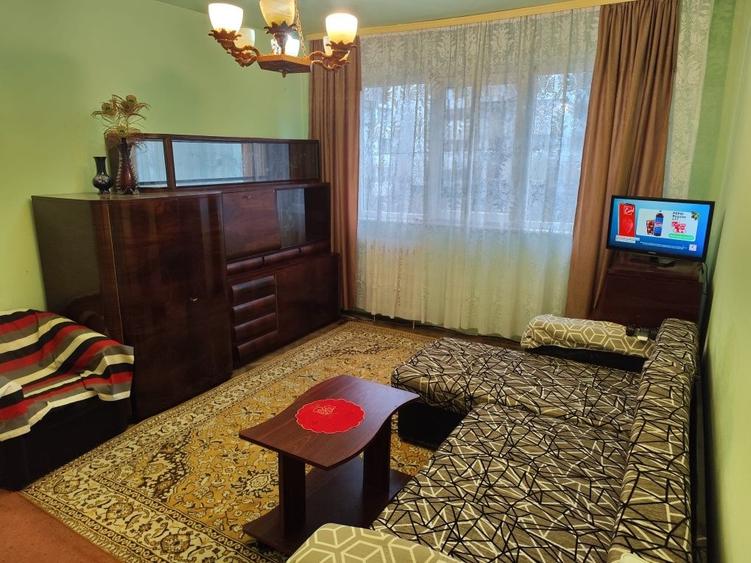 Apartament cu 3 camere semidecomandat, mobilat în Șagului