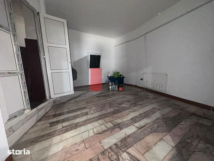 Spațiu comercial, de 150 mp, în Gara de Nord