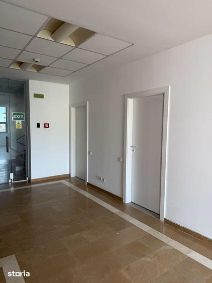 Spațiu comercial, de 140 mp, în Eminescu