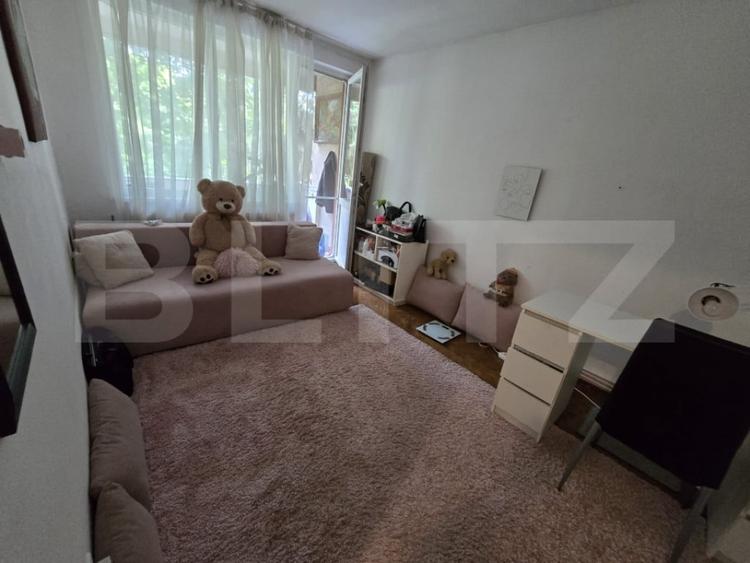 Apartament cu 3 camere decomandat în Tudor