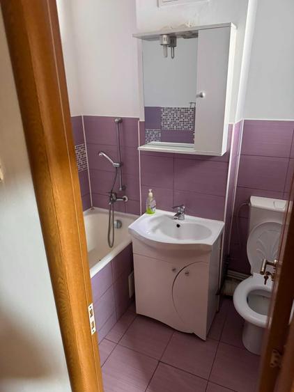 Apartament cu 2 camere semidecomandat în Nicolina