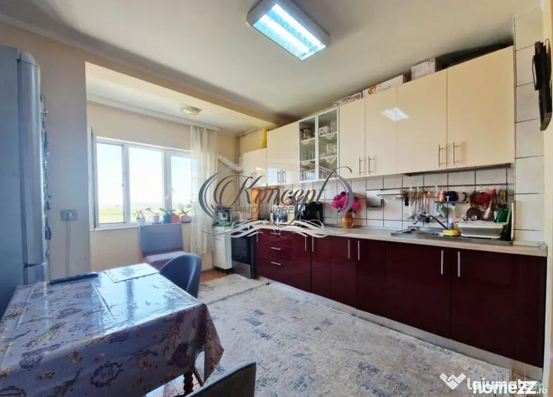 Apartament cu 2 camere decomandat în Între Lacuri