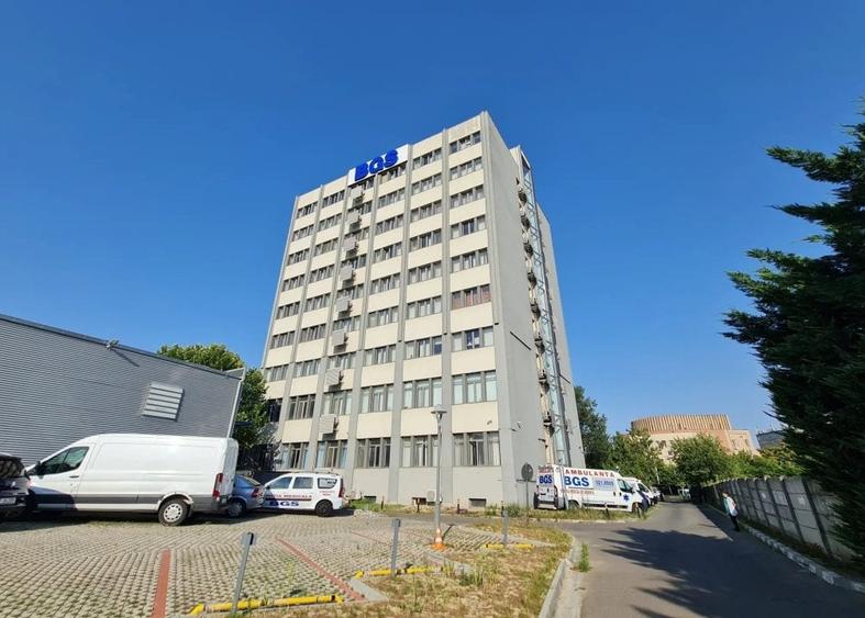 Birou, de 4,300 mp, în Vitan