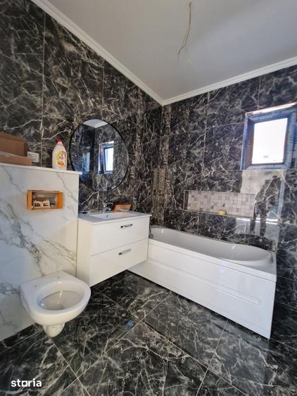 Casă cu 3 camere cu Teren 280 Mp în Lumina