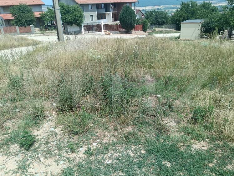 Teren Construcții intravilan de 1000 mp, în Micești