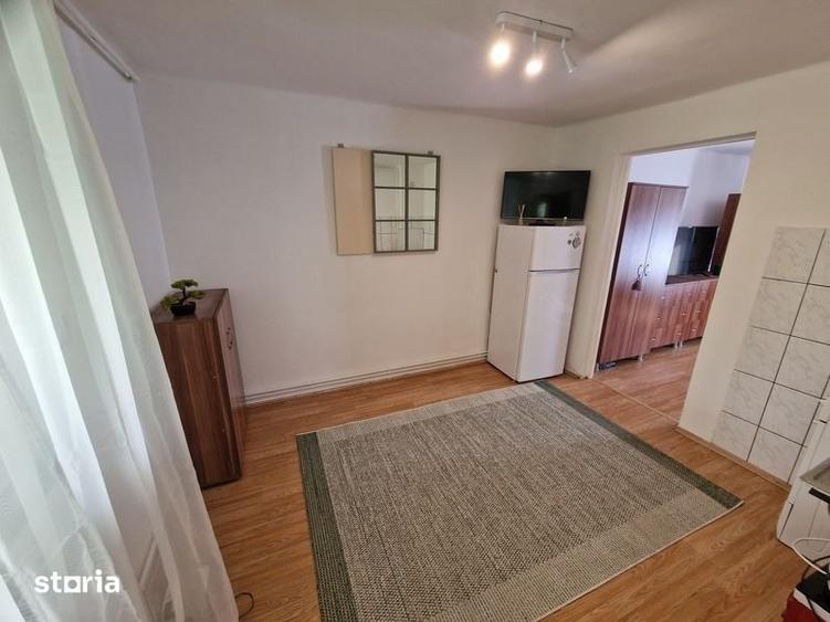 Apartament cu 2 camere semidecomandat în Andrei Mureșanu